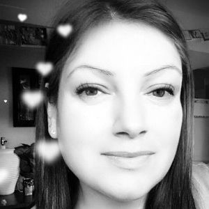 Meet your Posher, Leigh-anne